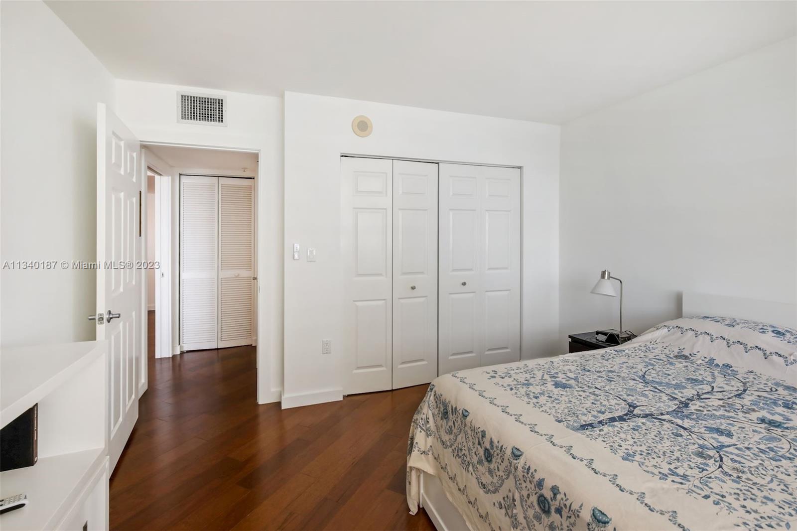 1155 N Brickell Bay Dr # 1806