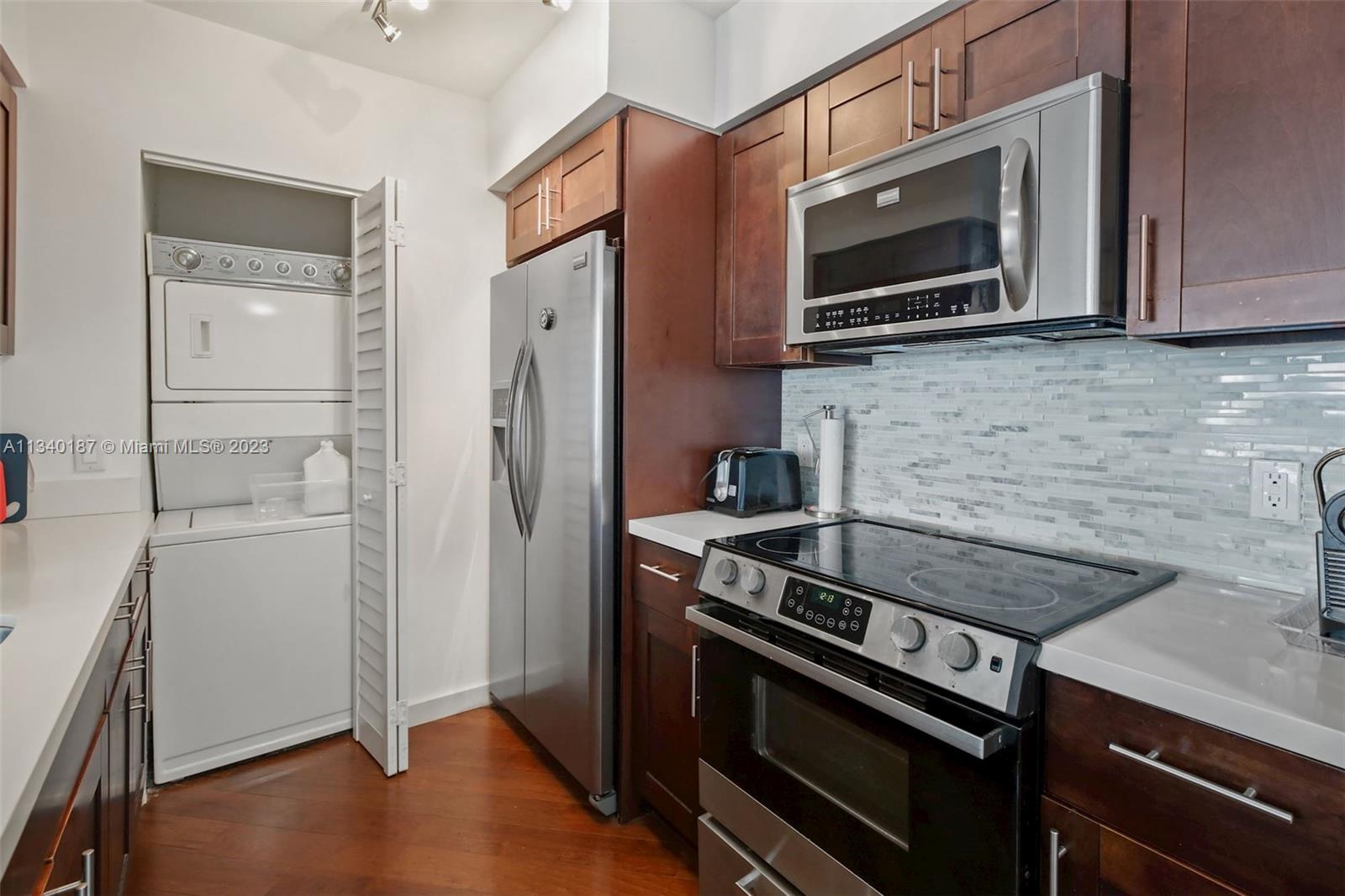 1155 N Brickell Bay Dr # 1806