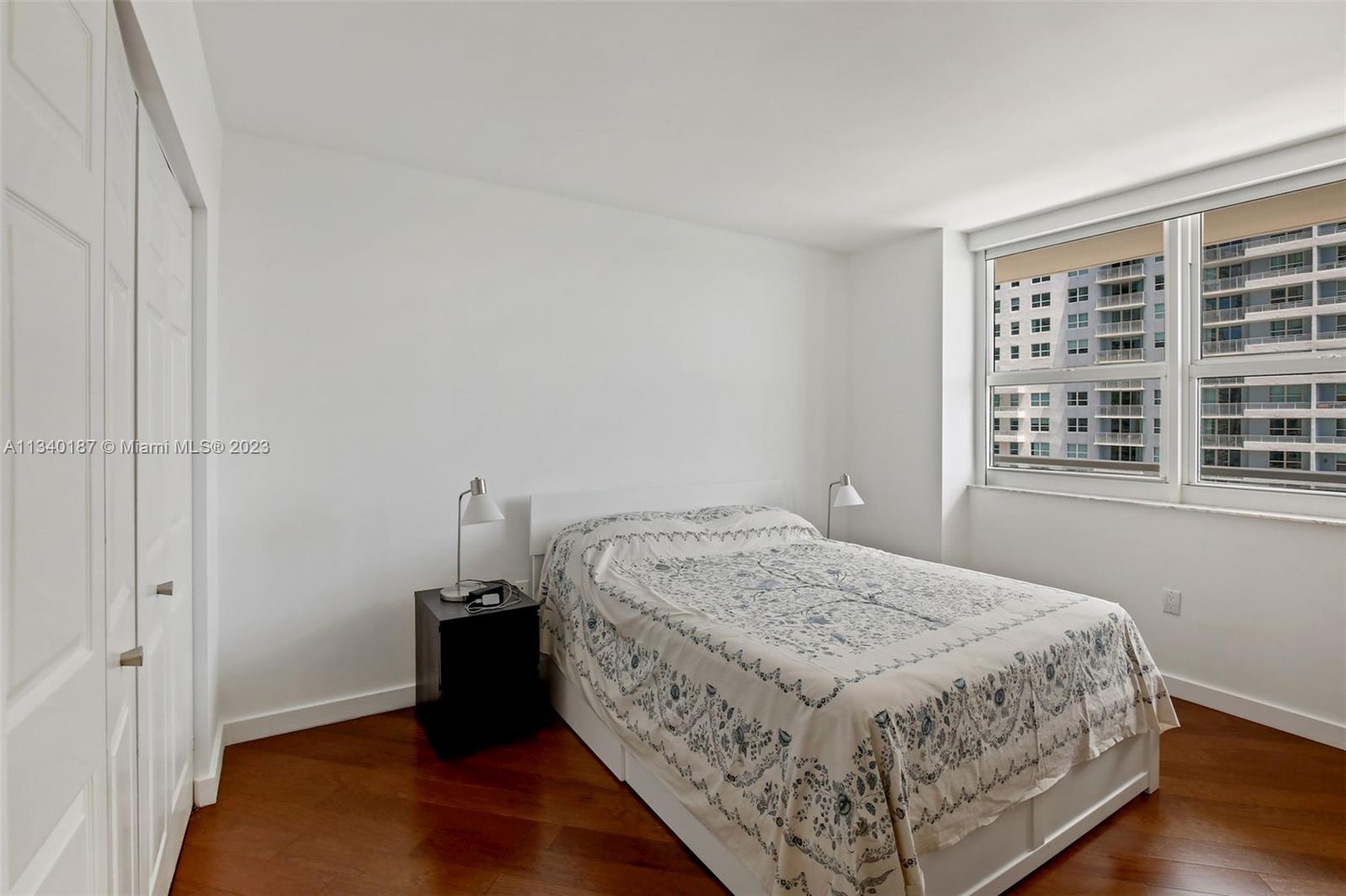 1155 N Brickell Bay Dr # 1806