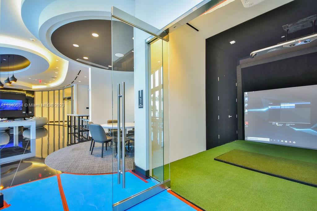 851 NE 1st Ave # 2112