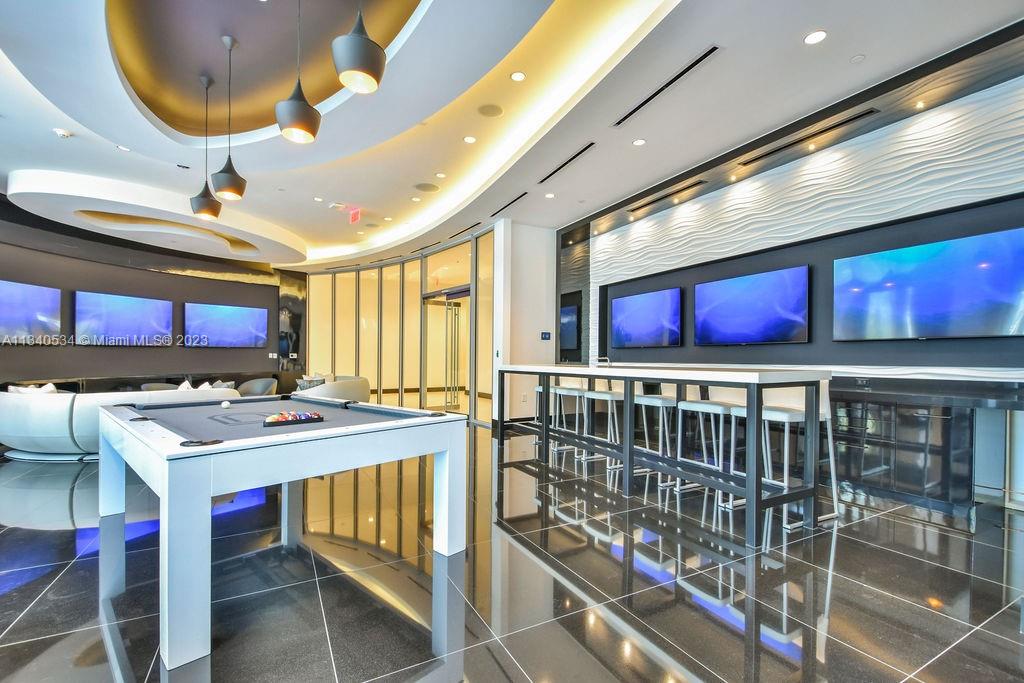 851 NE 1st Ave # 2112