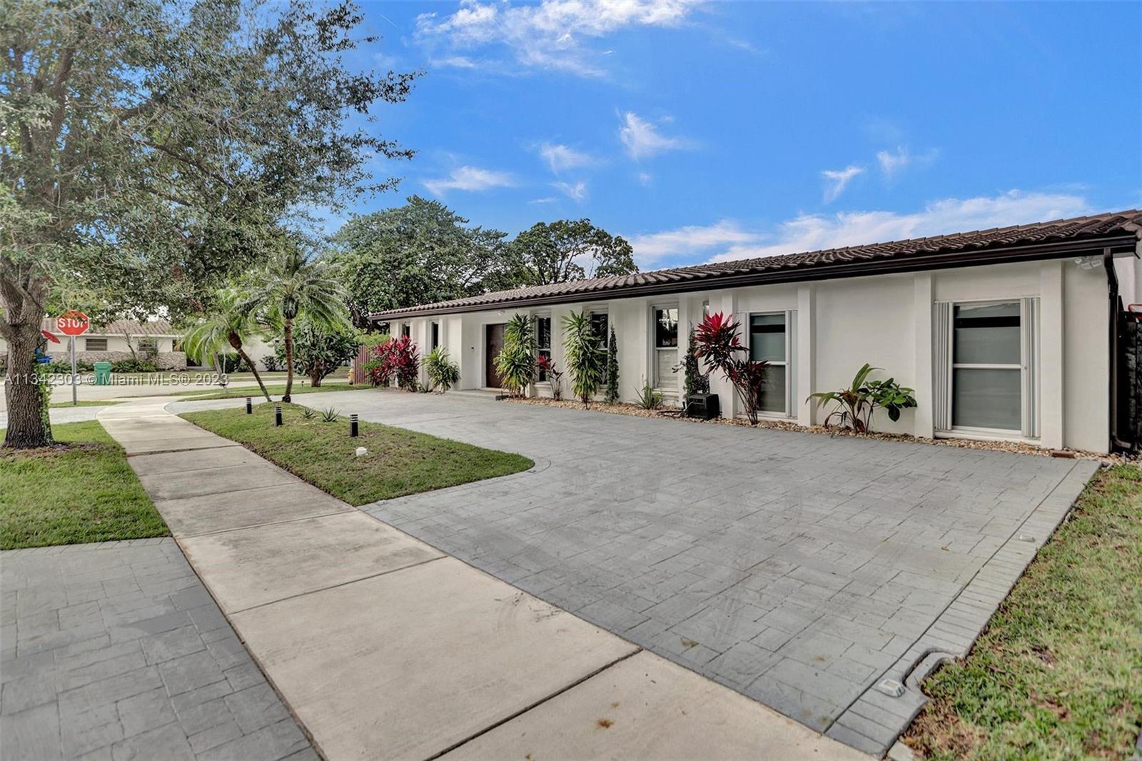 19694 NE 24th Ave