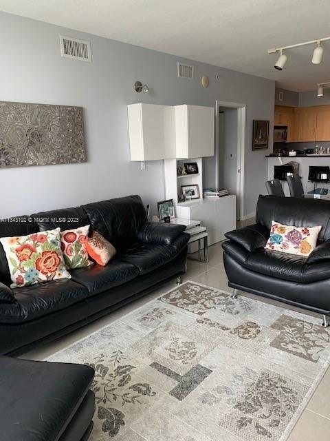 335 S Biscayne Blvd # 1901
