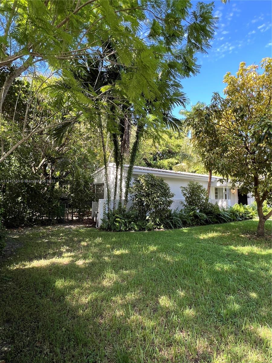 518 Giralda Ave