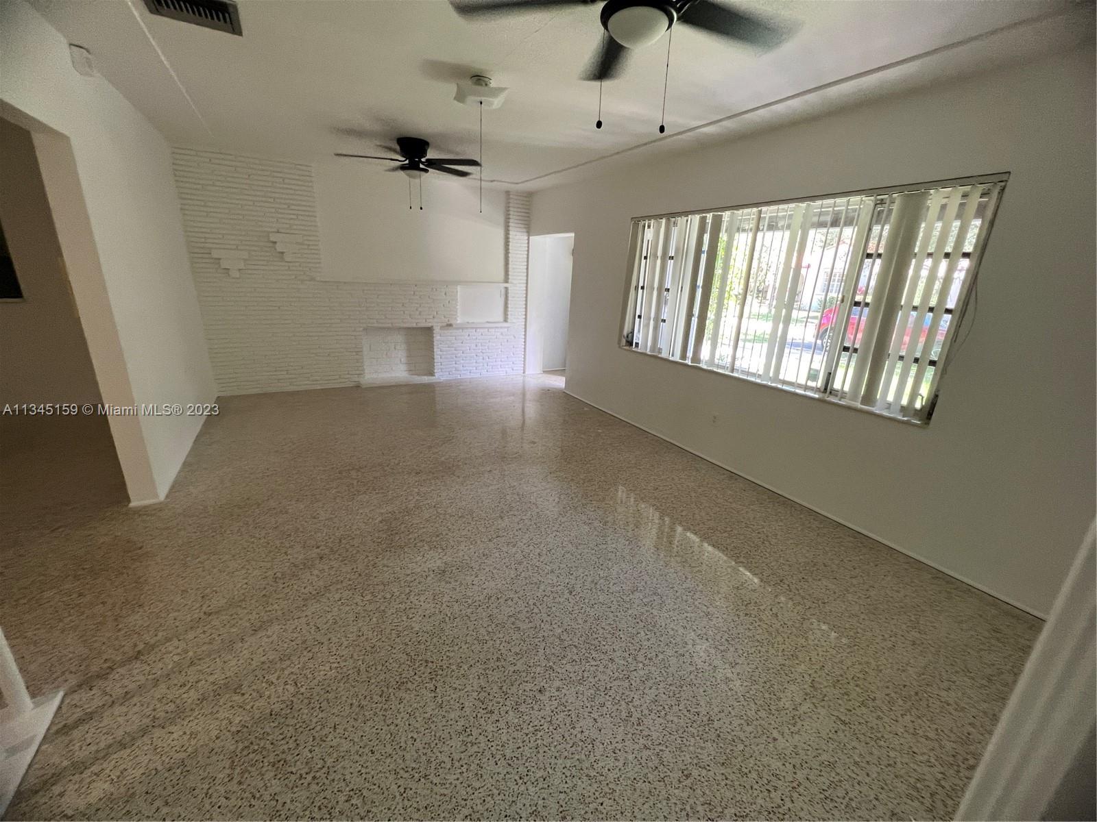 518 Giralda Ave