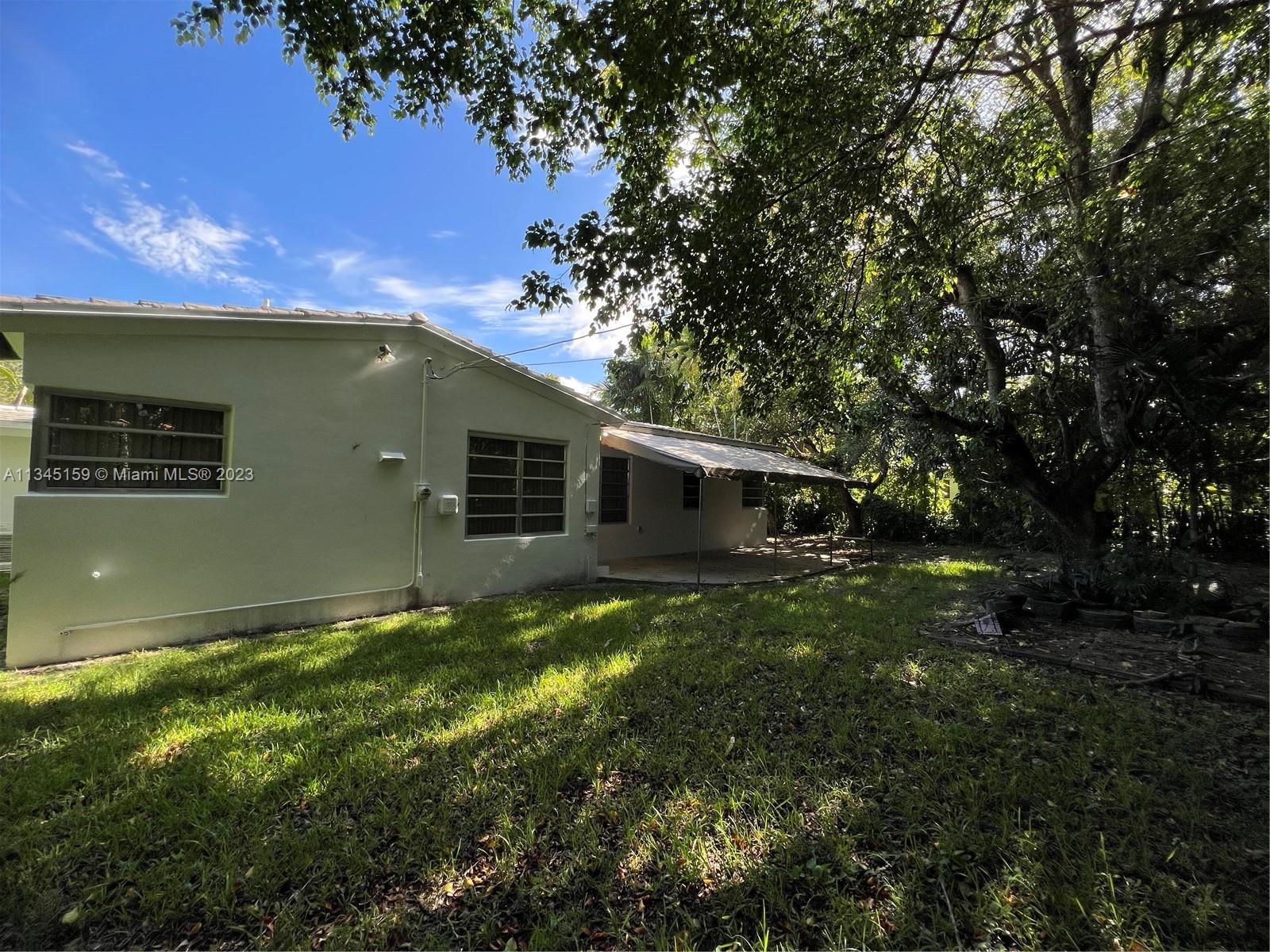 518 Giralda Ave