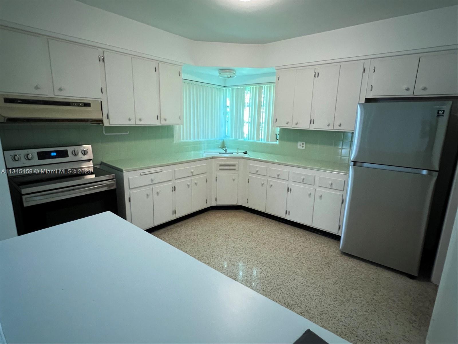 518 Giralda Ave