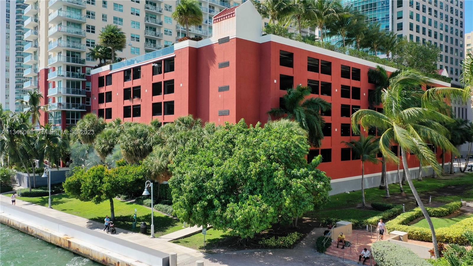 1155 Brickell Bay Dr # 2711