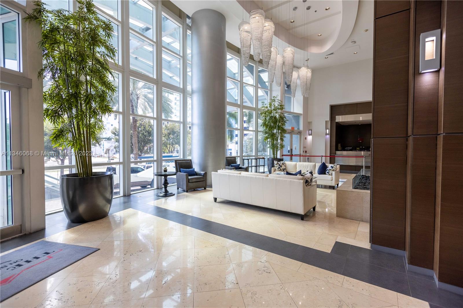 1155 Brickell Bay Dr # 2711