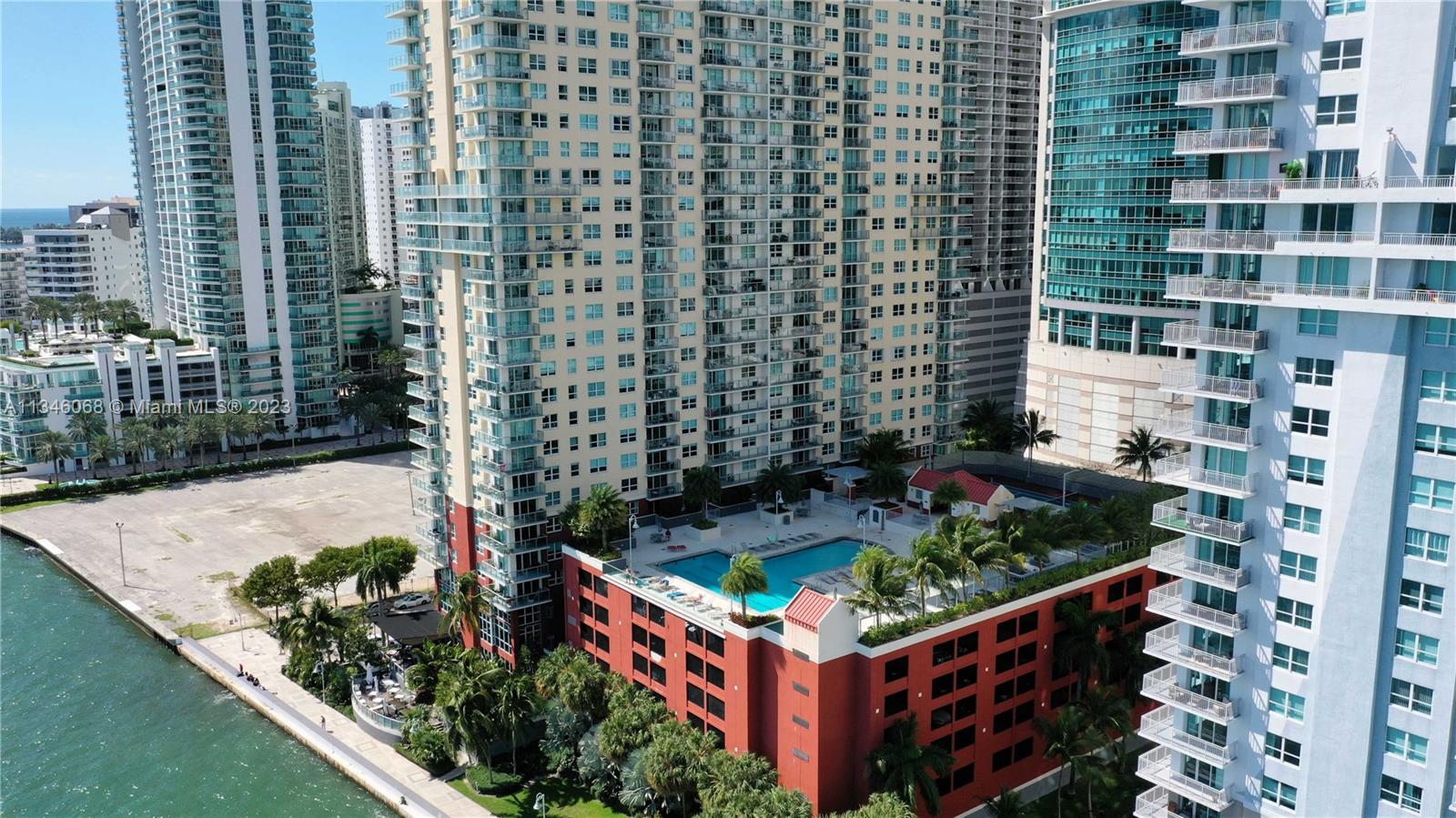 1155 Brickell Bay Dr # 2711