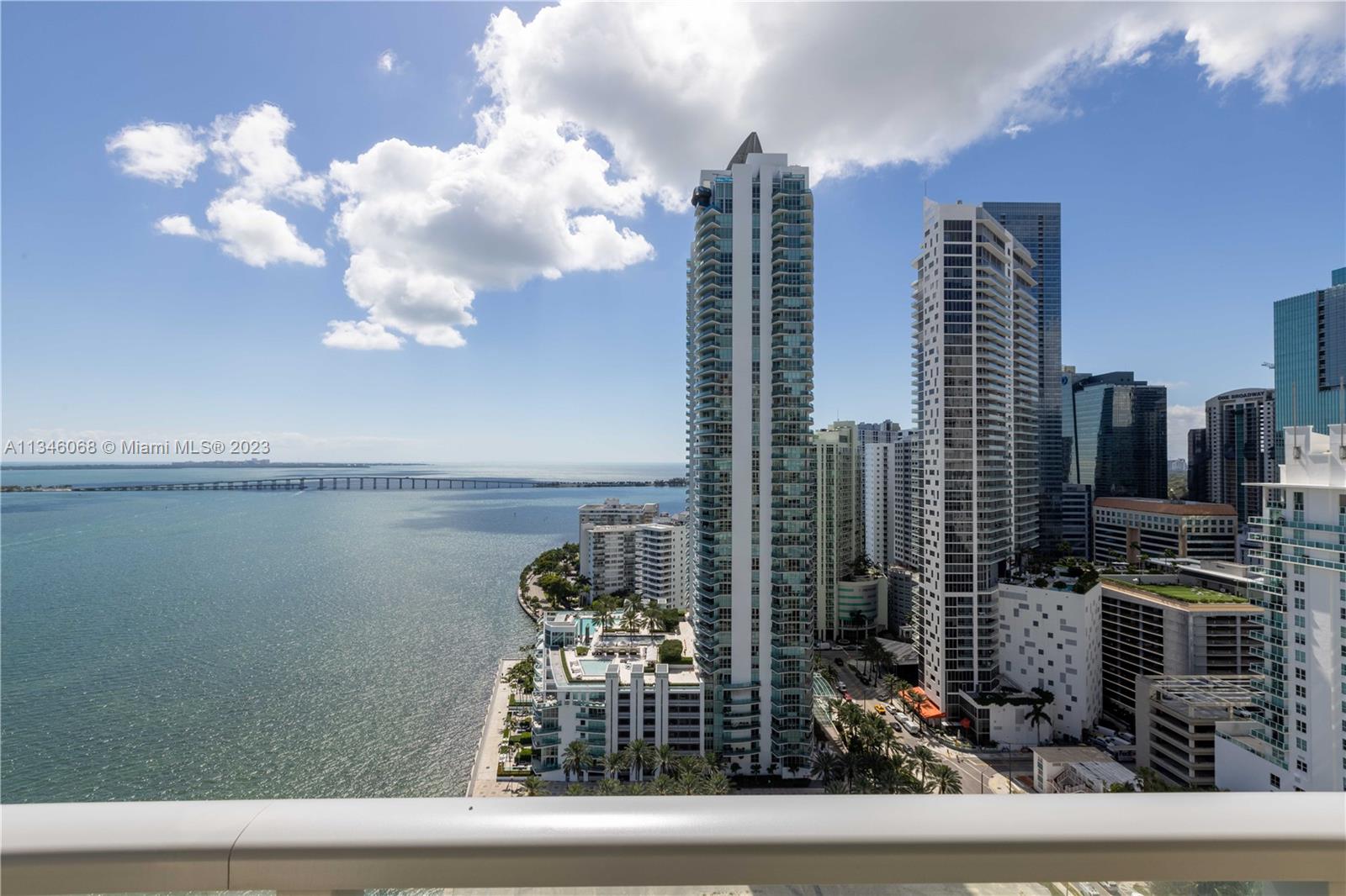 1155 Brickell Bay Dr # 2711