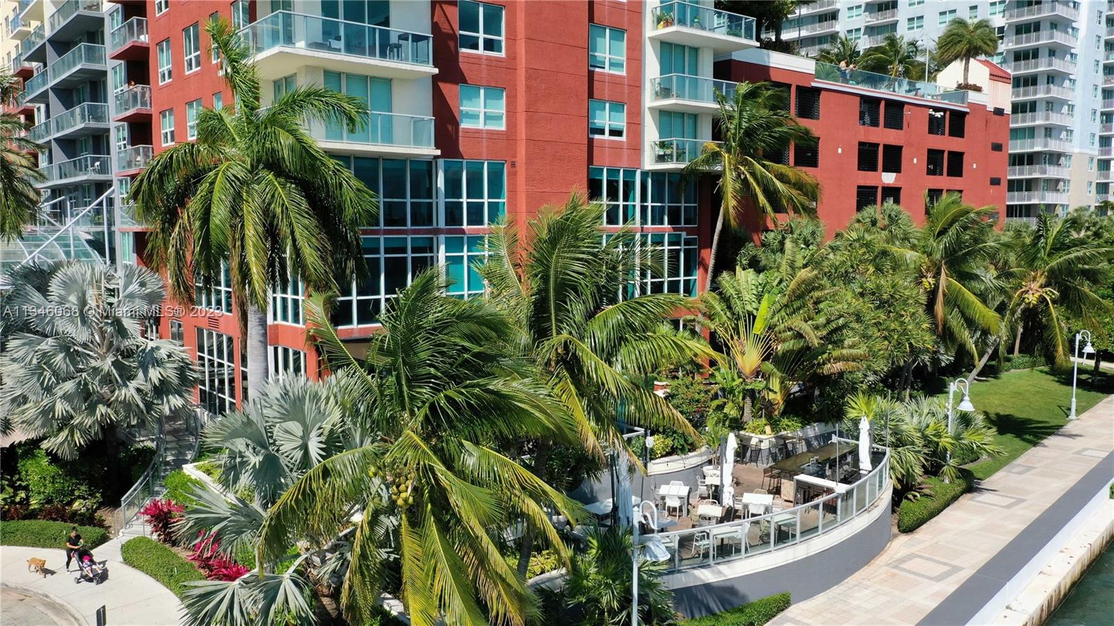 1155 Brickell Bay Dr # 2711