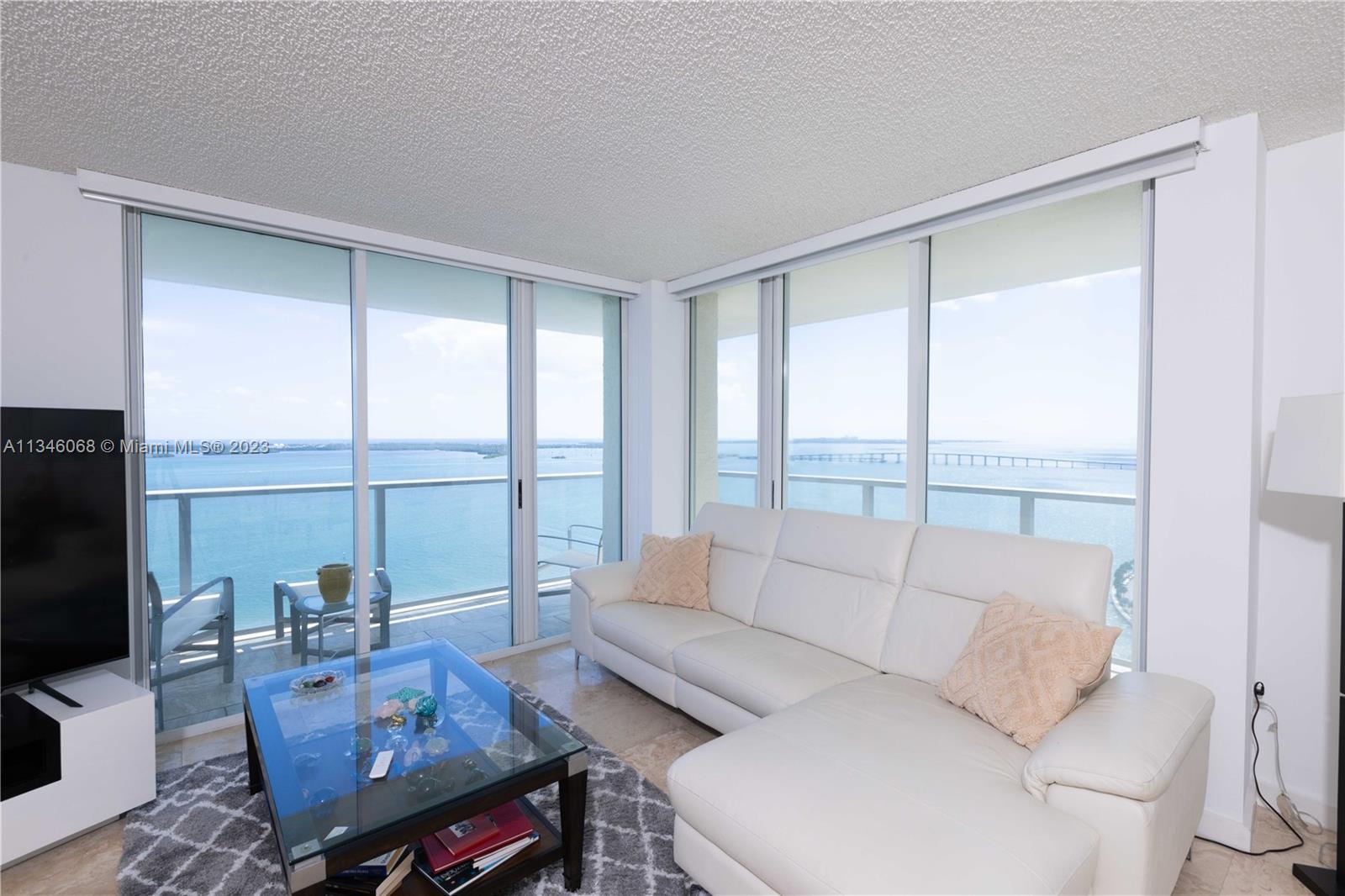 1155 Brickell Bay Dr # 2711