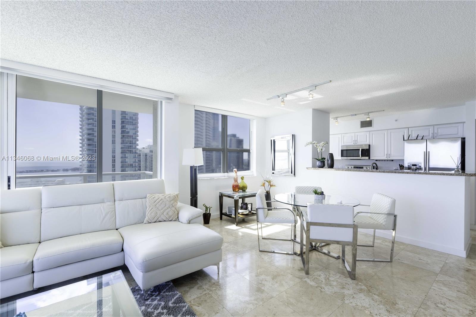 1155 Brickell Bay Dr # 2711