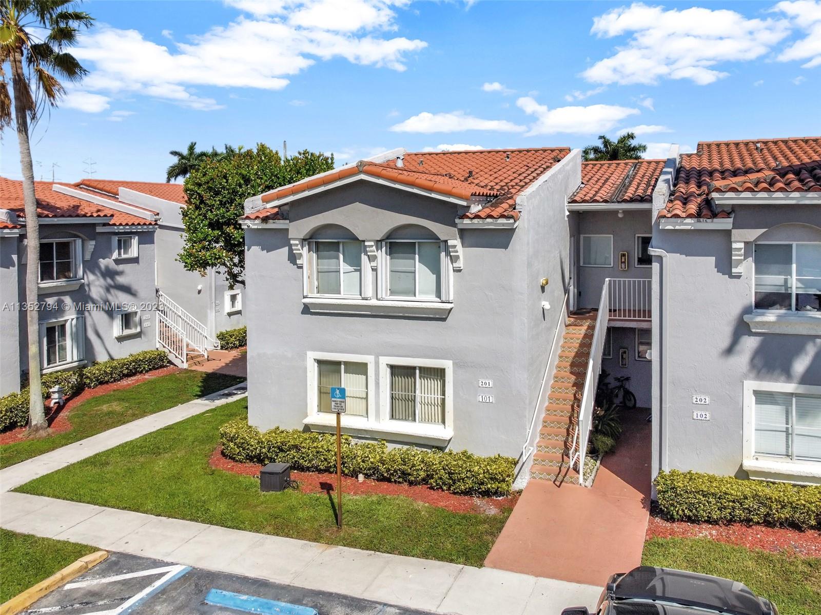 4768 NW 114th Ave # 4 Unit: 201-4