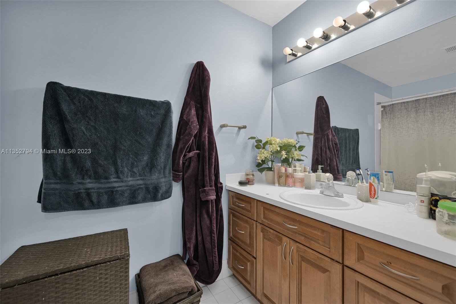 4768 NW 114th Ave # 4 Unit: 201-4