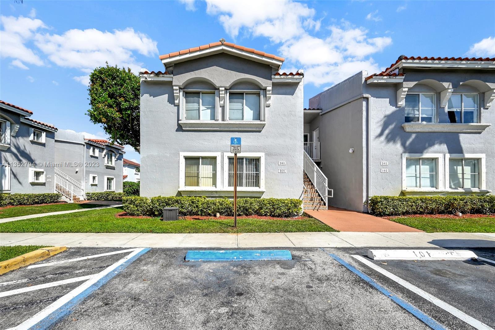 4768 NW 114th Ave # 4 Unit: 201-4