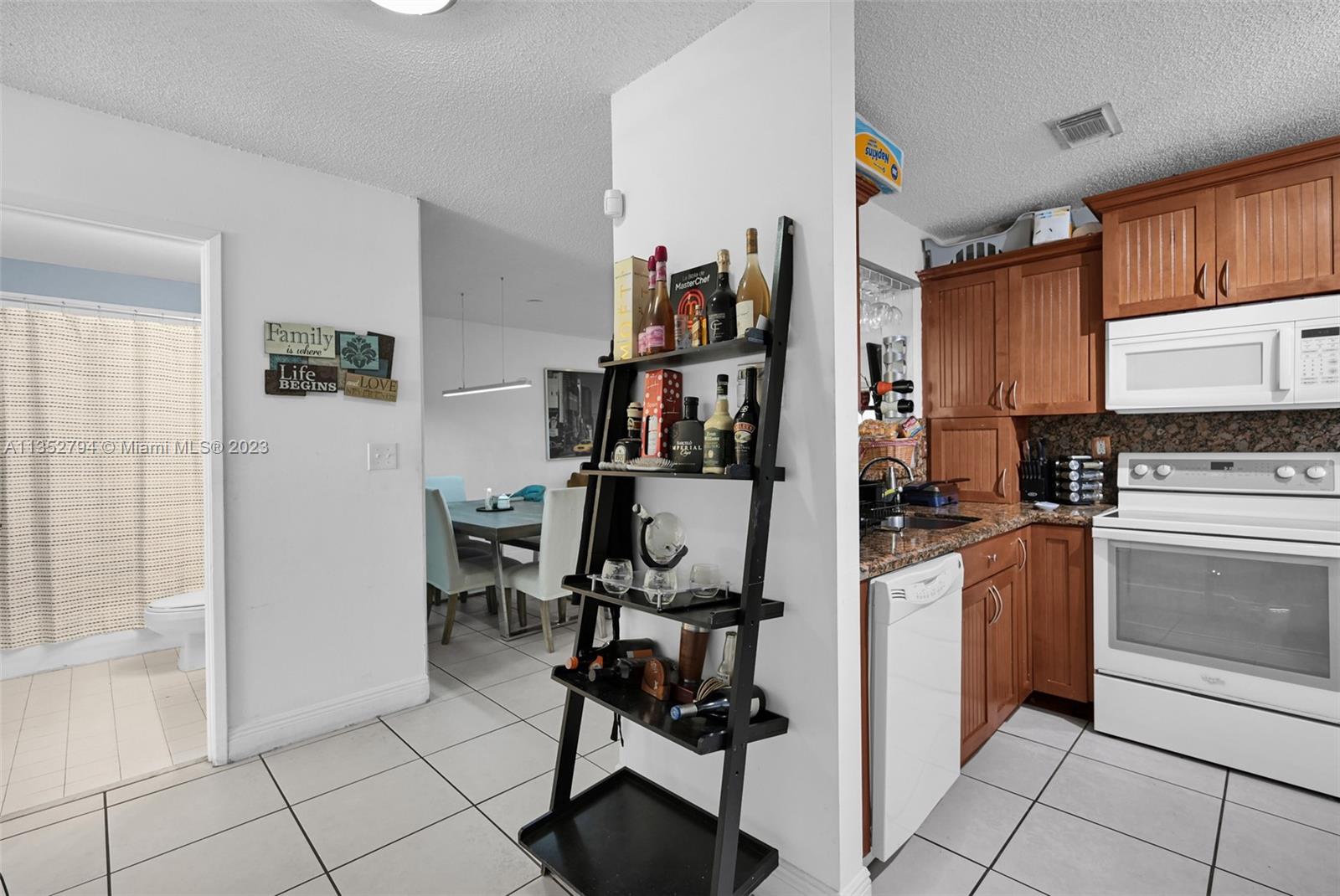 4768 NW 114th Ave # 4 Unit: 201-4