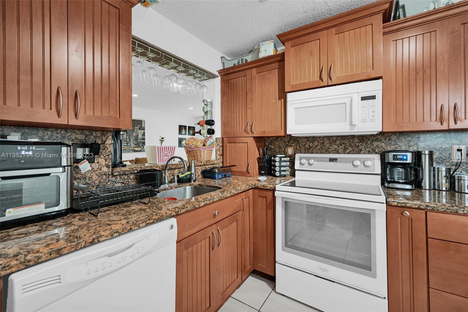4768 NW 114th Ave # 4 Unit: 201-4
