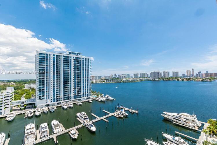 17211 Biscayne Blvd #016