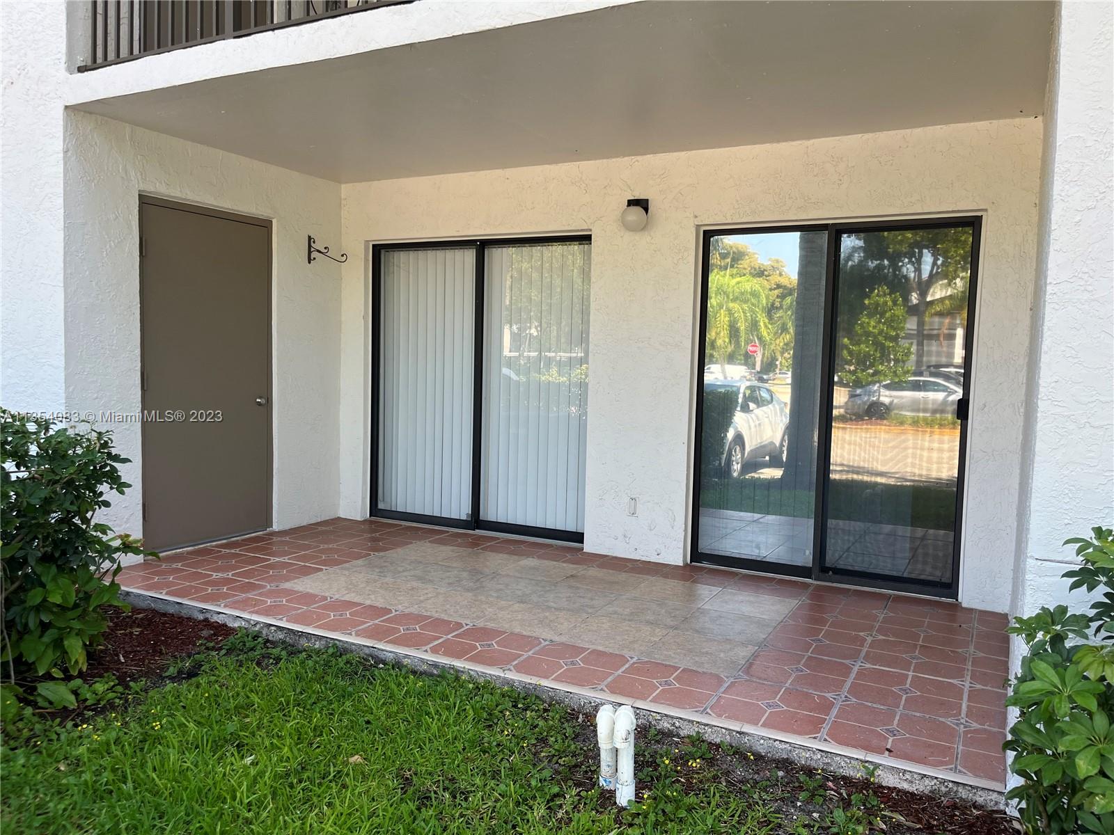 530 S Park Rd # 14 Unit: 11-14
