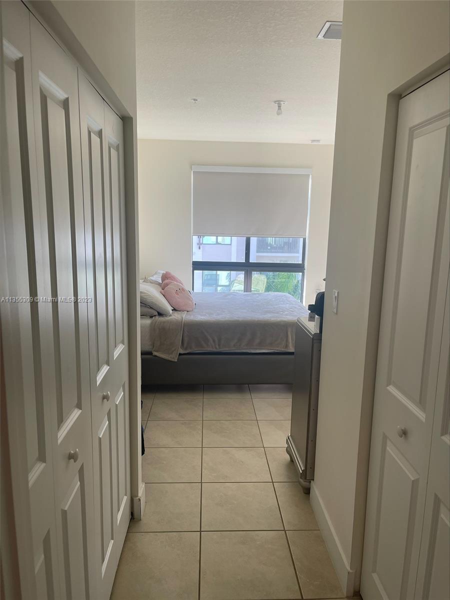 8265 NW 41st St # 405 Unit: C-405