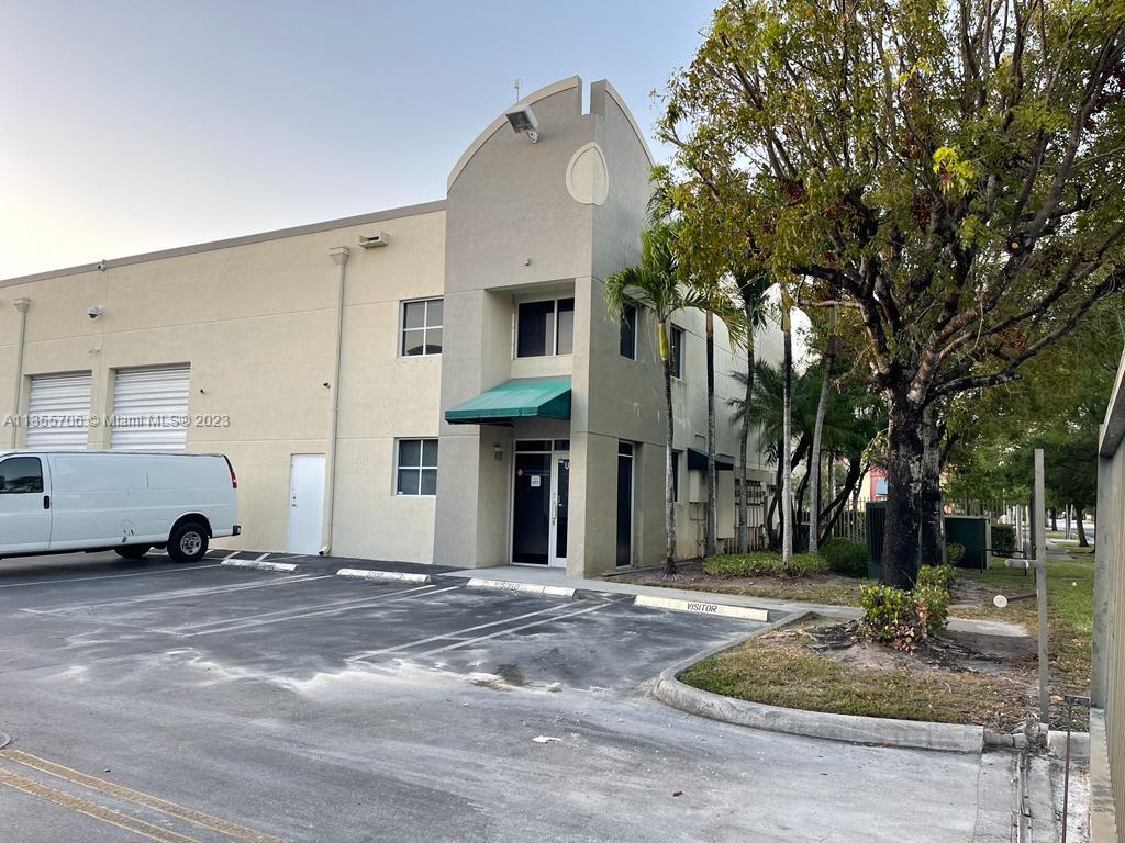 5960 NW 99th Ave # 1