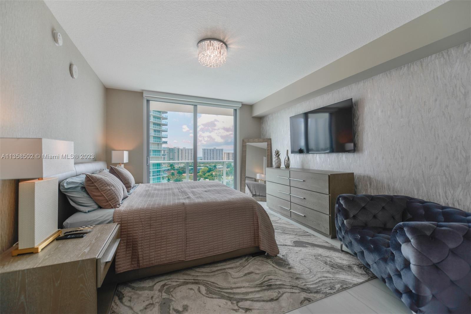 300 Sunny Isles Blvd # 906 Unit: 4-906