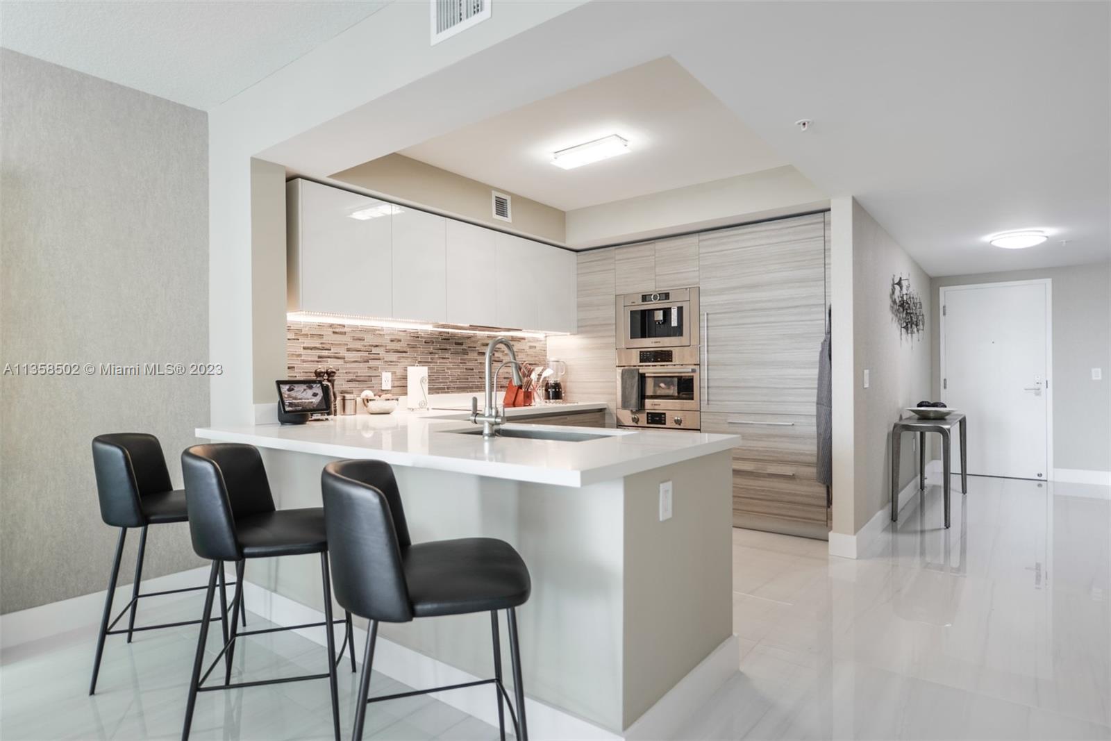 300 Sunny Isles Blvd # 906 Unit: 4-906