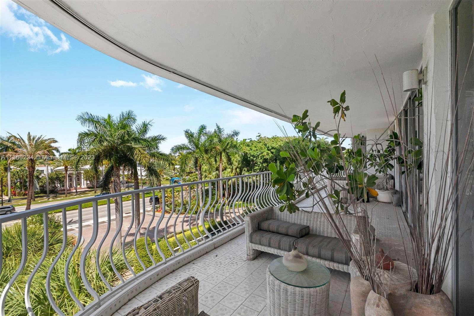 10155 Collins Ave # 309