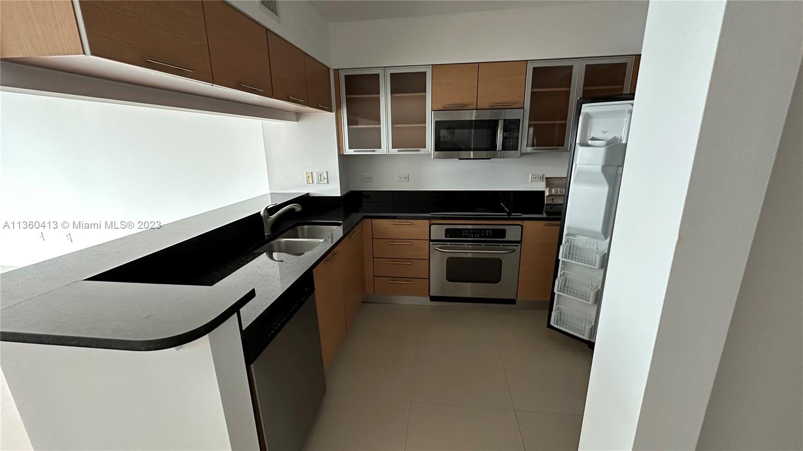 31 SE 5th St # 2305
