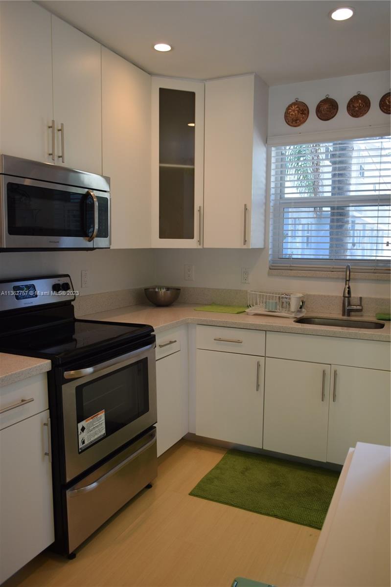798 Crandon Blvd # B Unit: 44-B