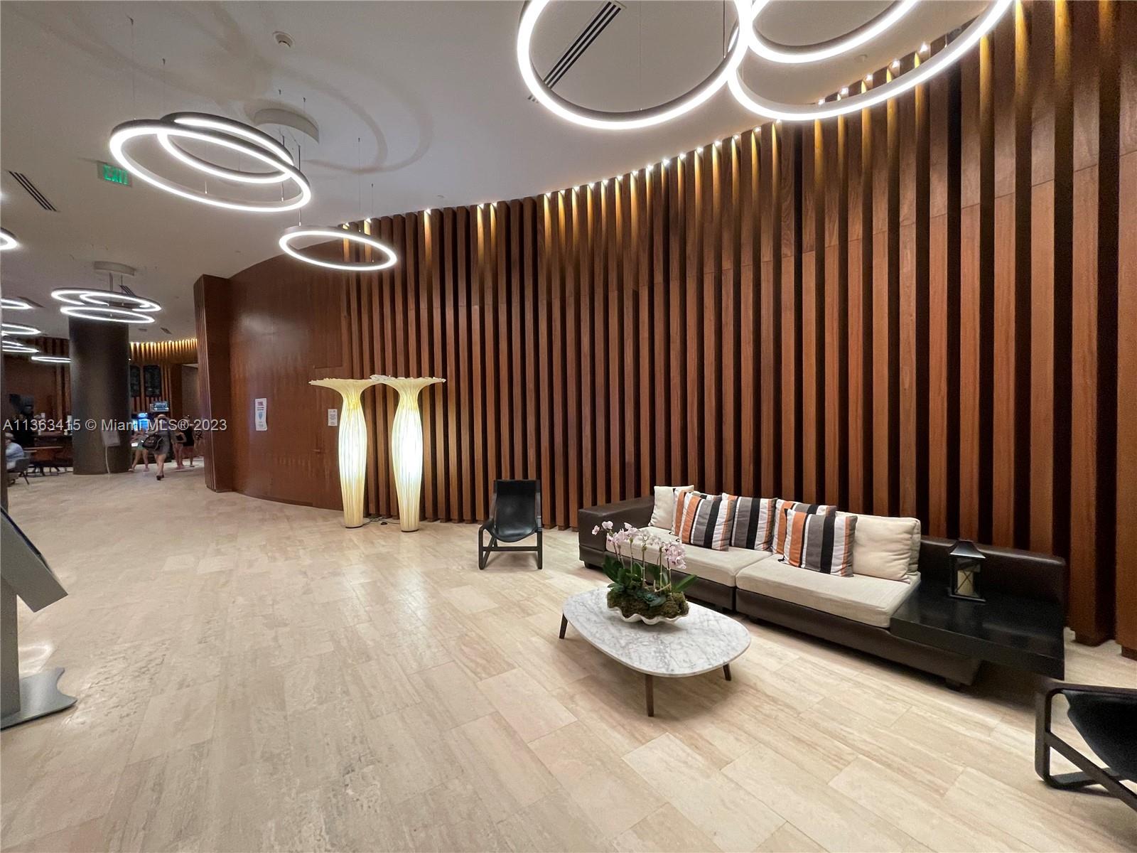 4111 S Ocean Dr # 1606