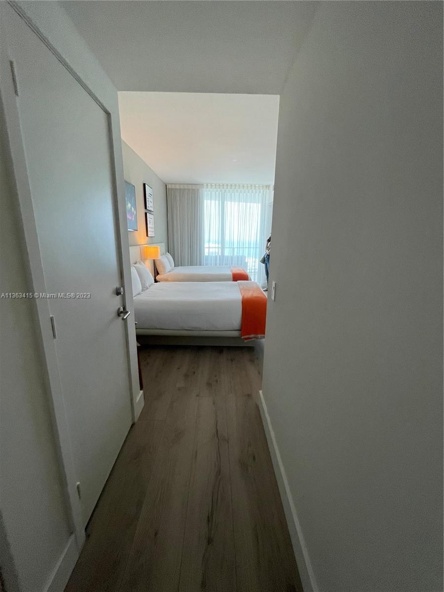 4111 S Ocean Dr # 1606