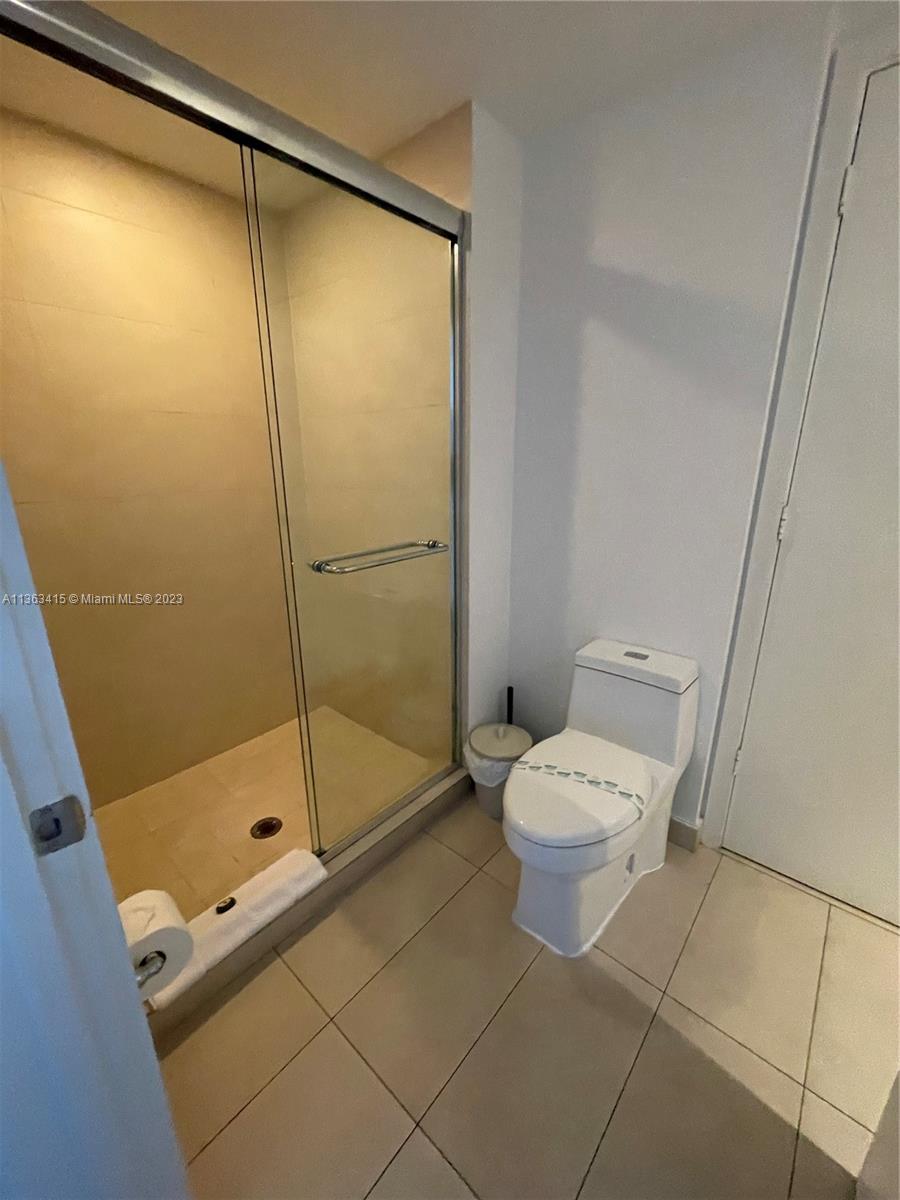 4111 S Ocean Dr # 1606