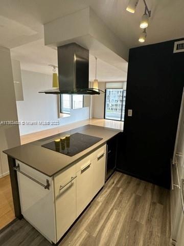 200 SE 15th Rd # 9H