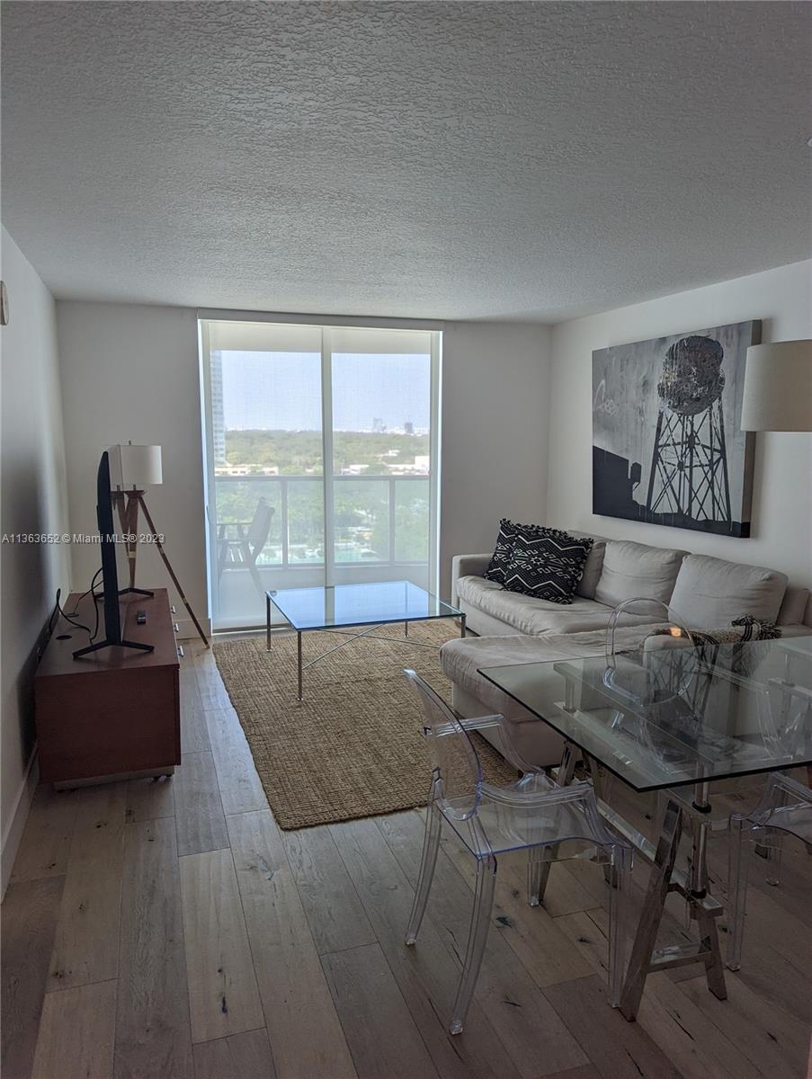2101 Brickell Ave # 1010