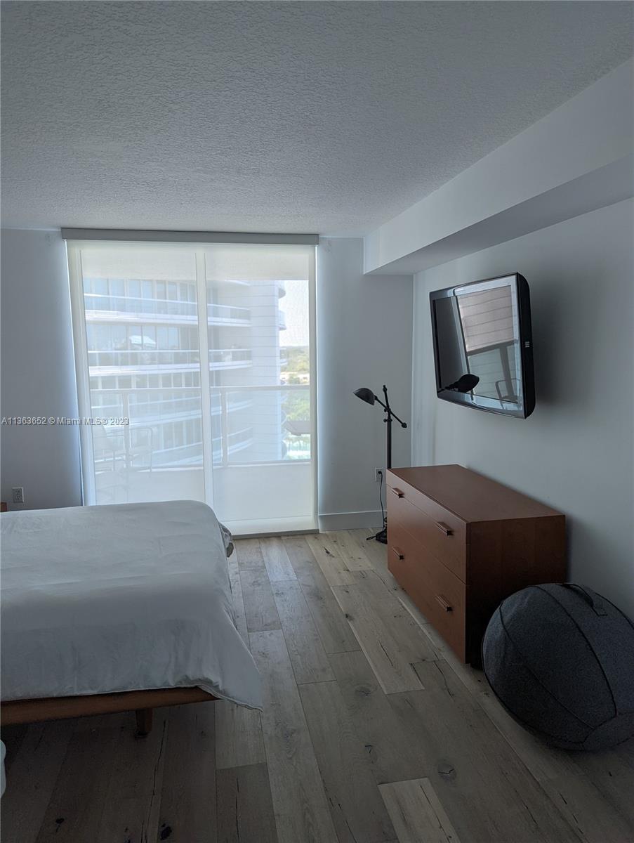 2101 Brickell Ave # 1010