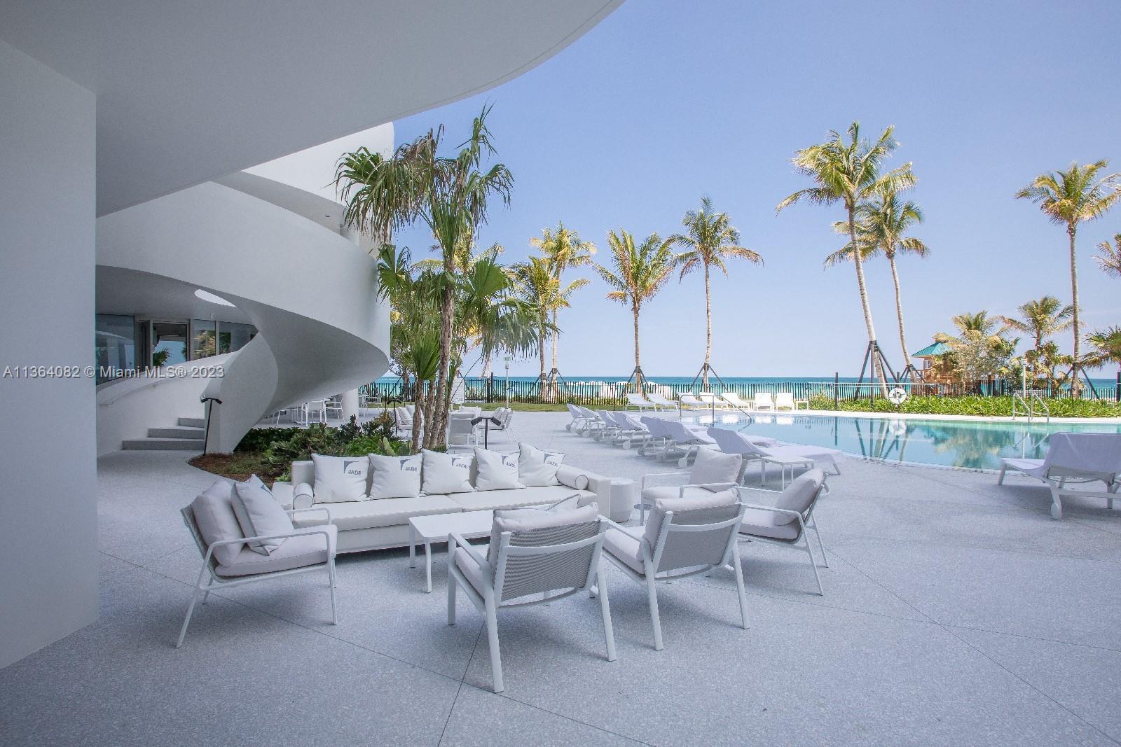 16901 Collins Ave # 1002