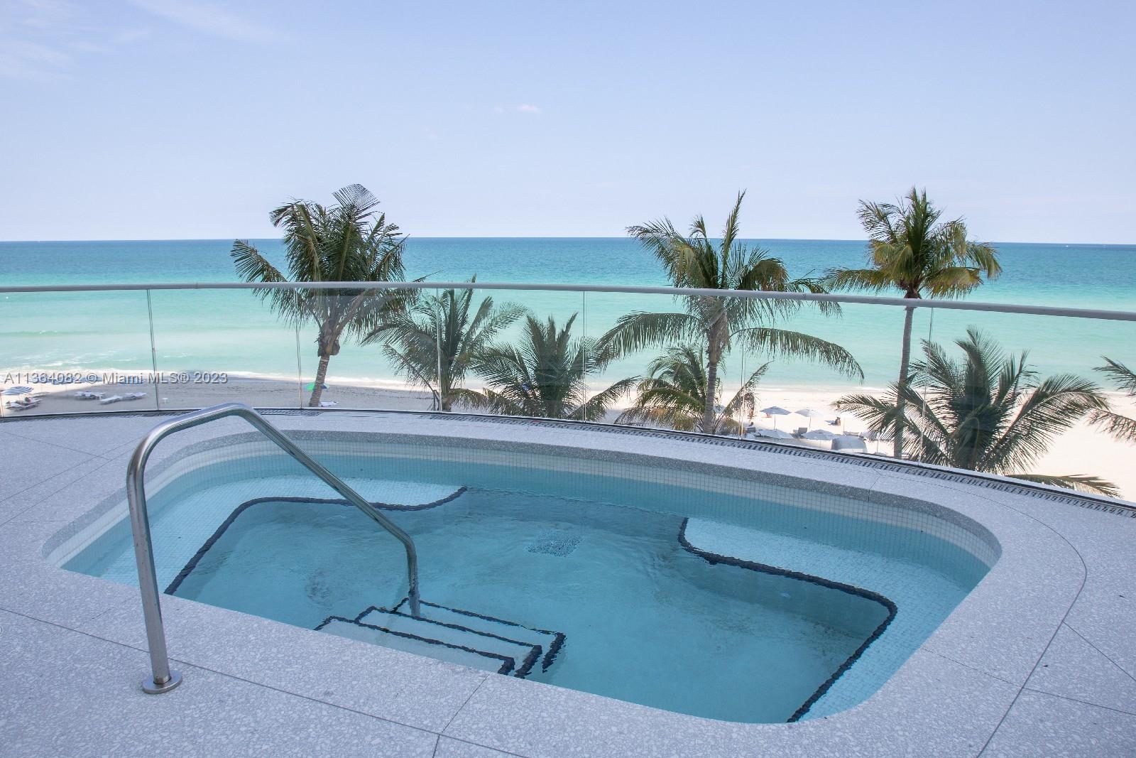 16901 Collins Ave # 1002
