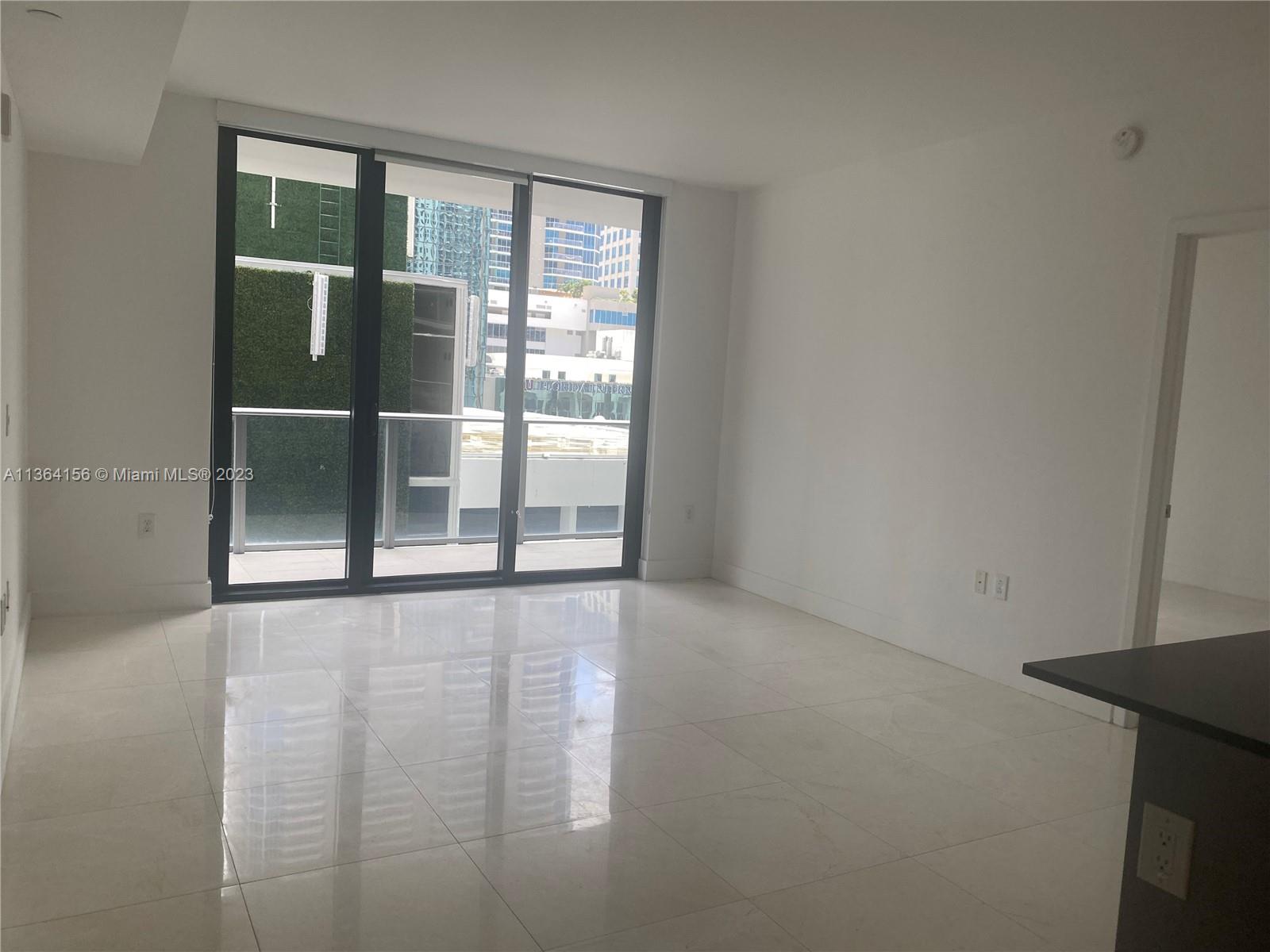 1010 Brickell Ave # 1403