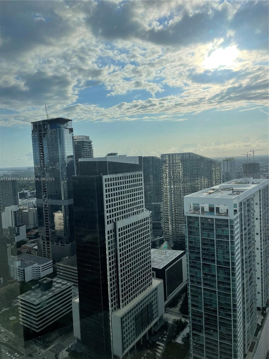 495 Brickell Ave # 5010