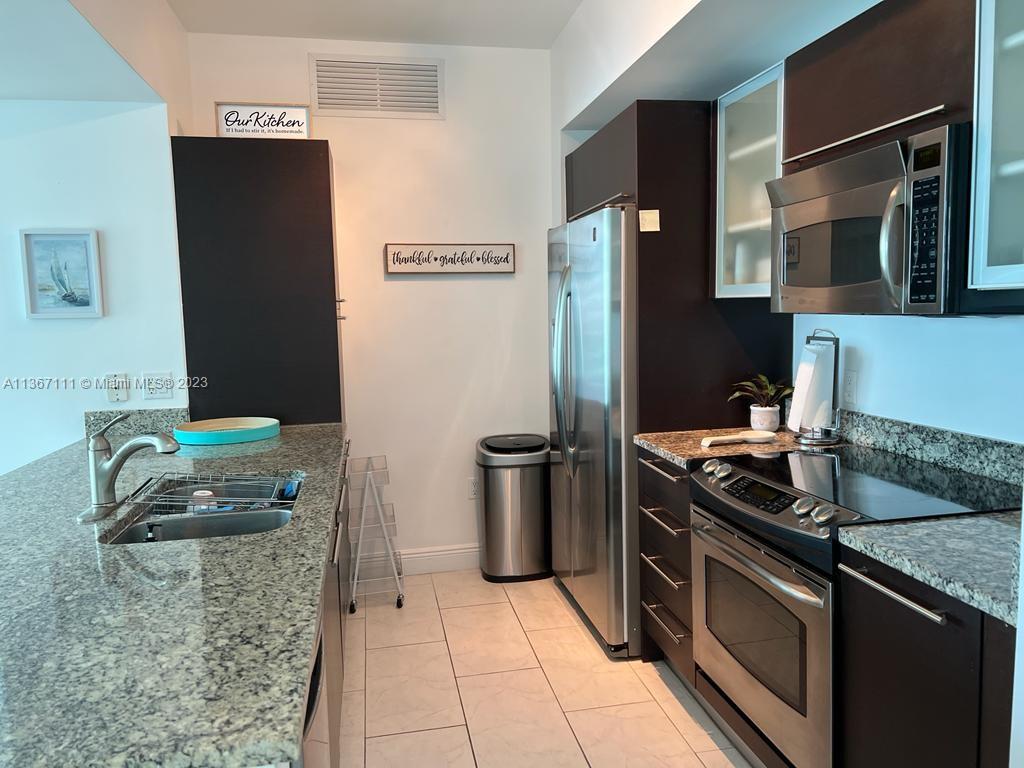 950 Brickell Bay Dr # 1511