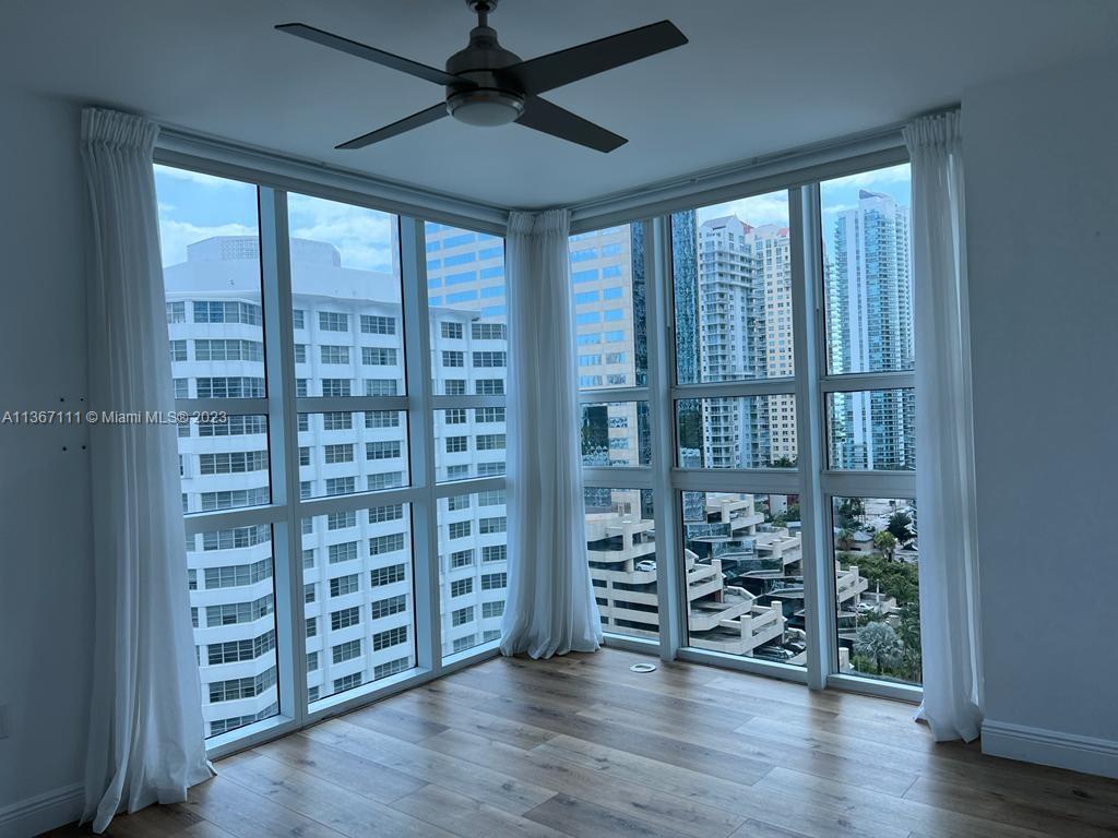 950 Brickell Bay Dr # 1511