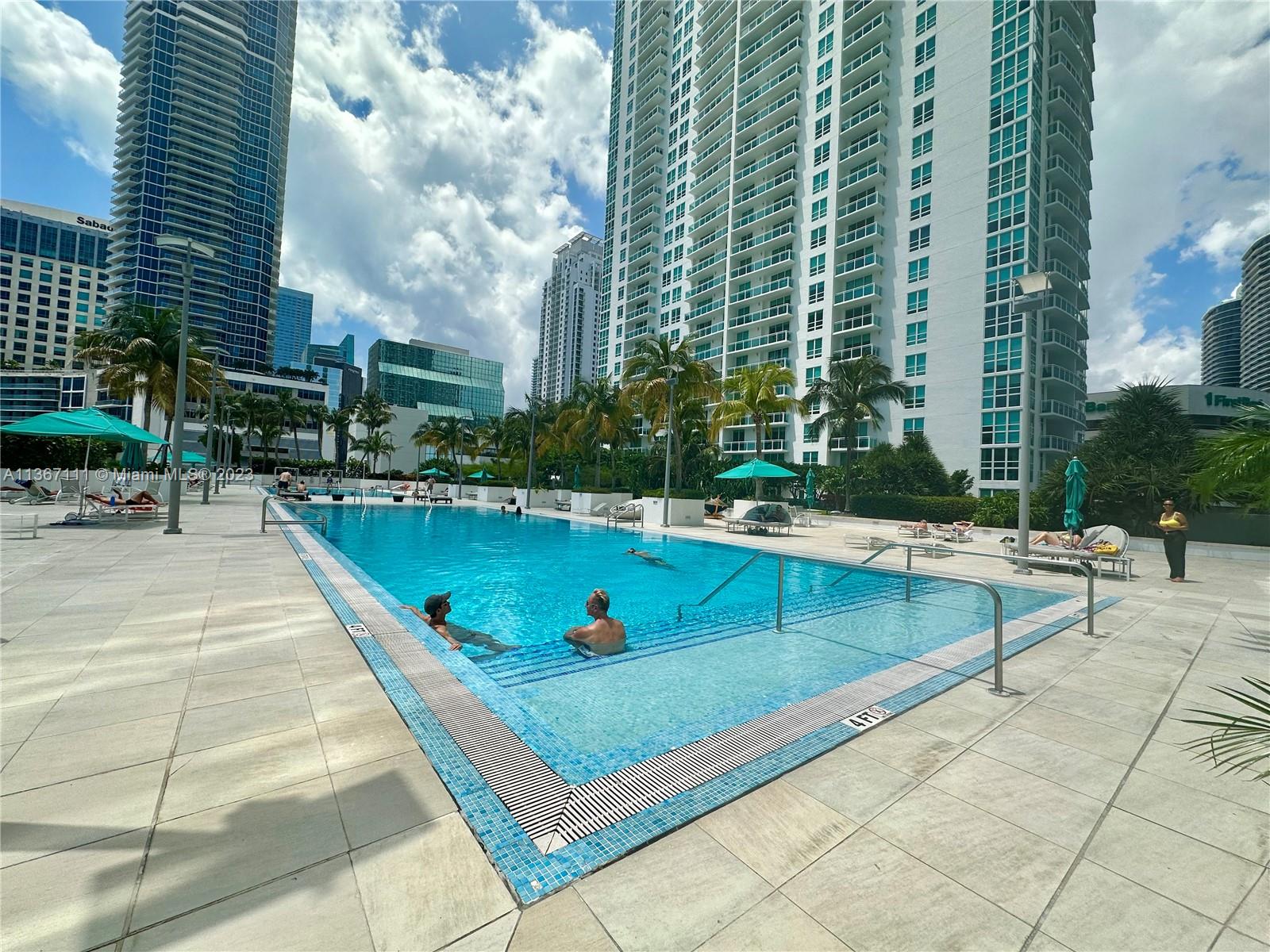 950 Brickell Bay Dr # 1511