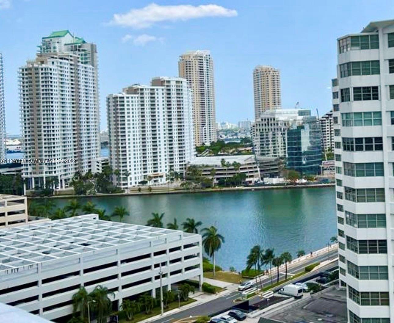 950 Brickell Bay Dr # 1511
