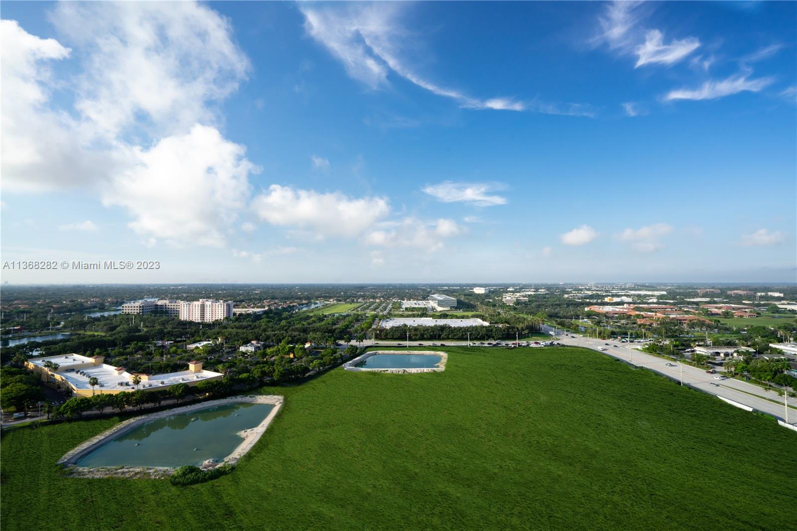 2000 Metropica Way # 1908