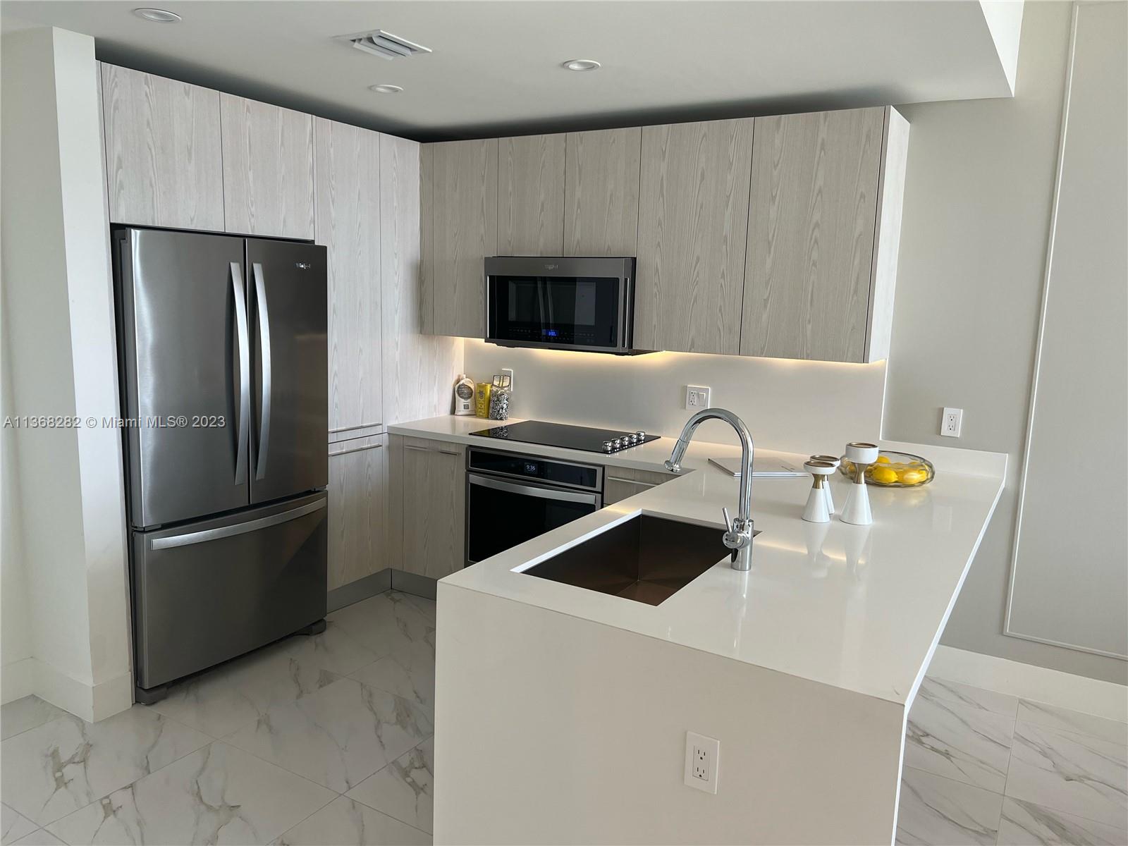 2000 Metropica Way # 1908