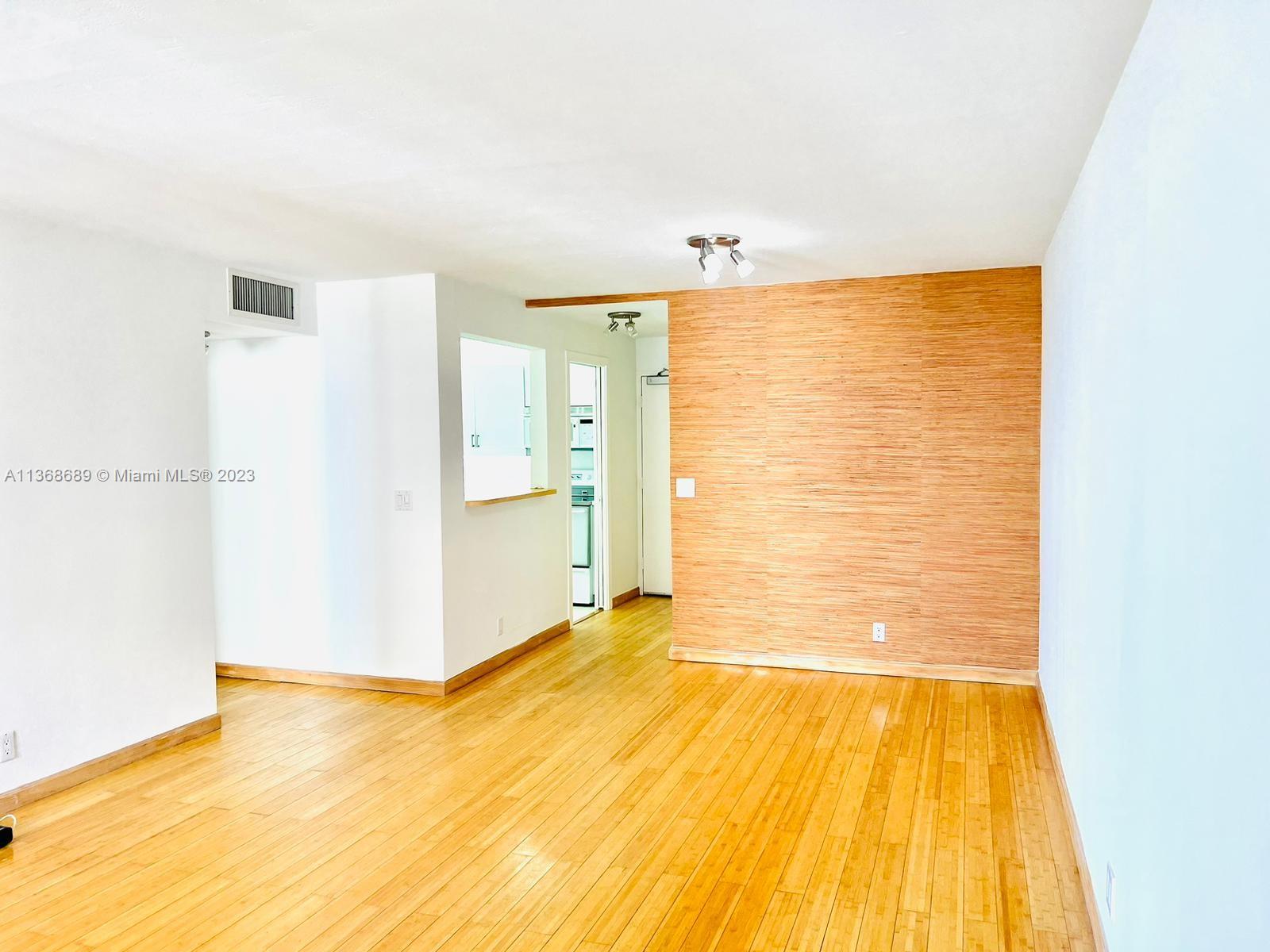 200 SE 15th Rd # 14H