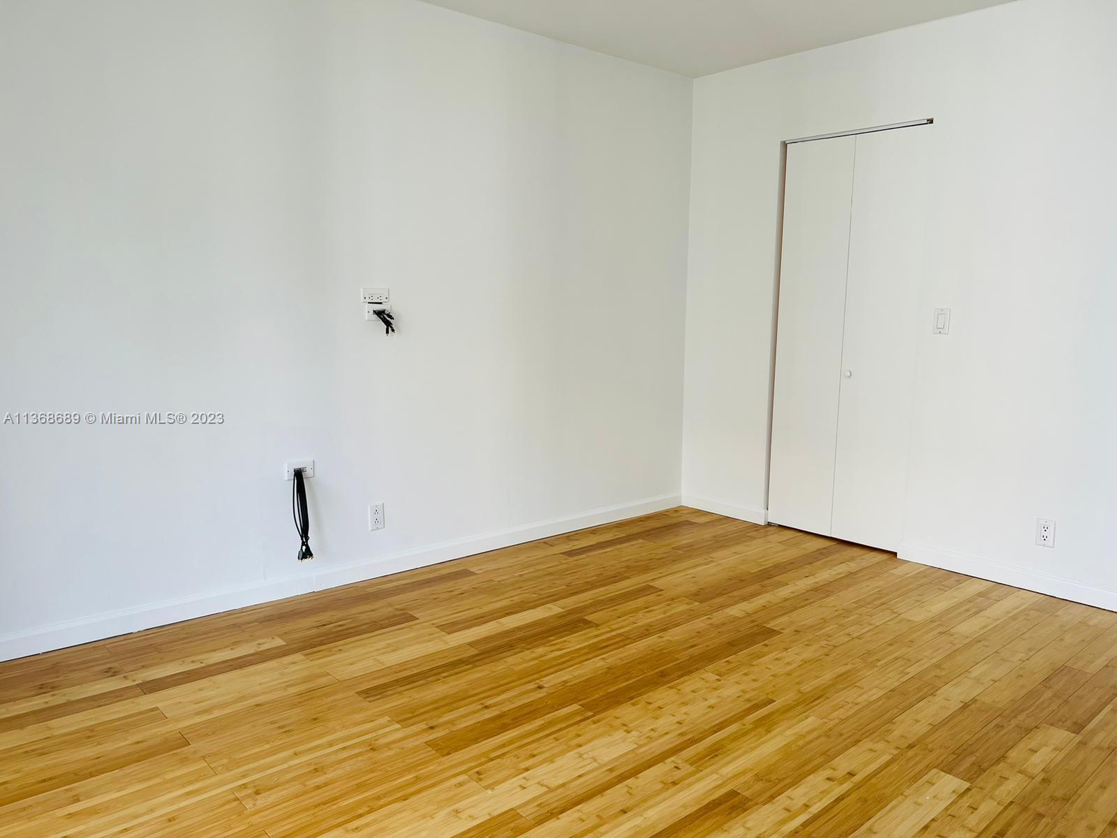200 SE 15th Rd # 14H